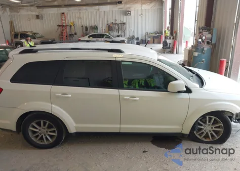 2017 Dodge Journey Sxt Awd z USA, uszkodzony, nr VIN 3C4PDDBG2HT608394